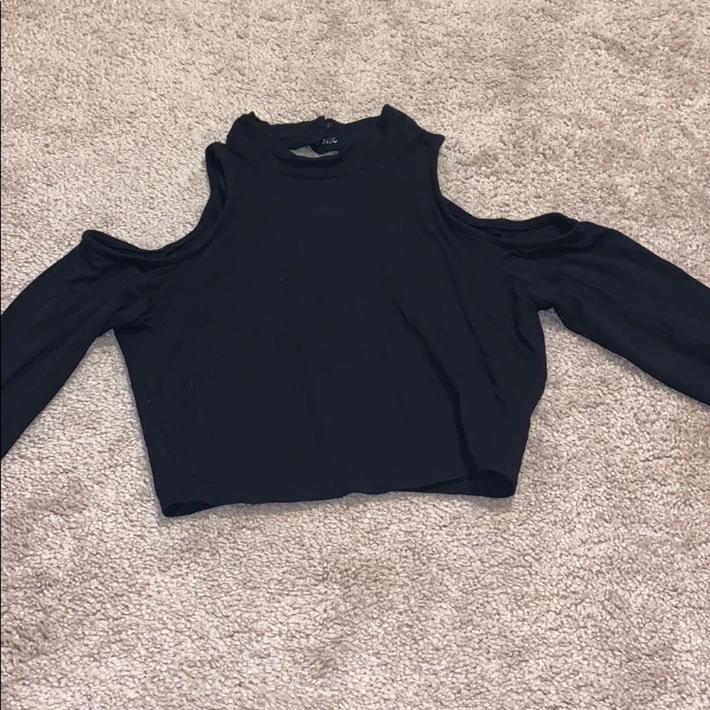 Long sleeve crop top